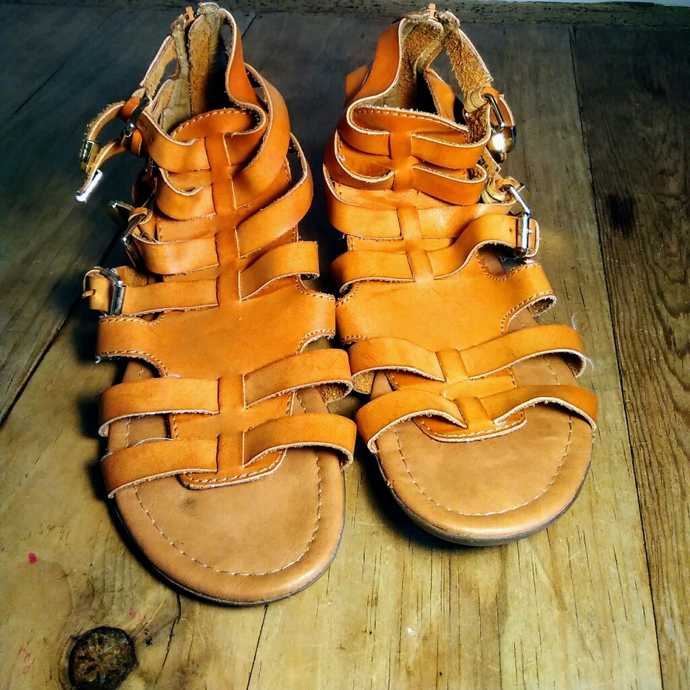 🌸 Women's Report Irene Gladiator Sandals 8